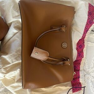 Tory Burch Robinson Leather Tote Bag